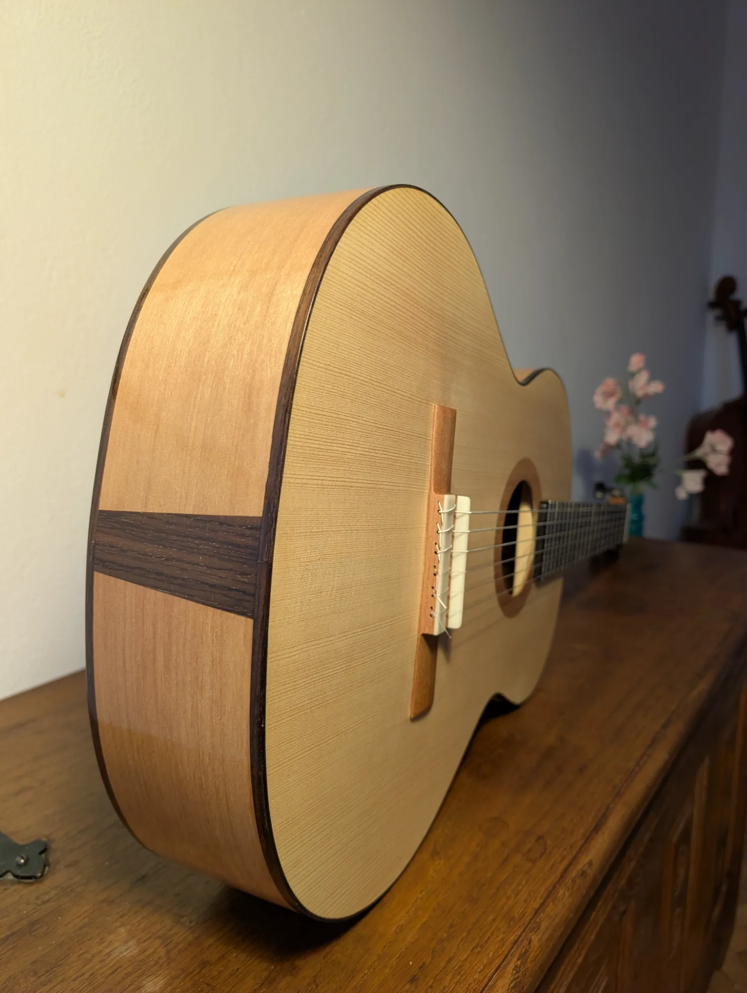 Asterion classical flamenco guitar binding and purfling detail
