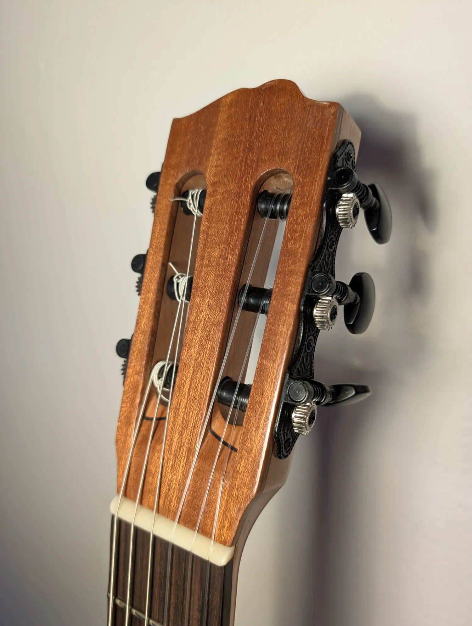 Kairòs Asterion classical flamenco guitar complete presentation view