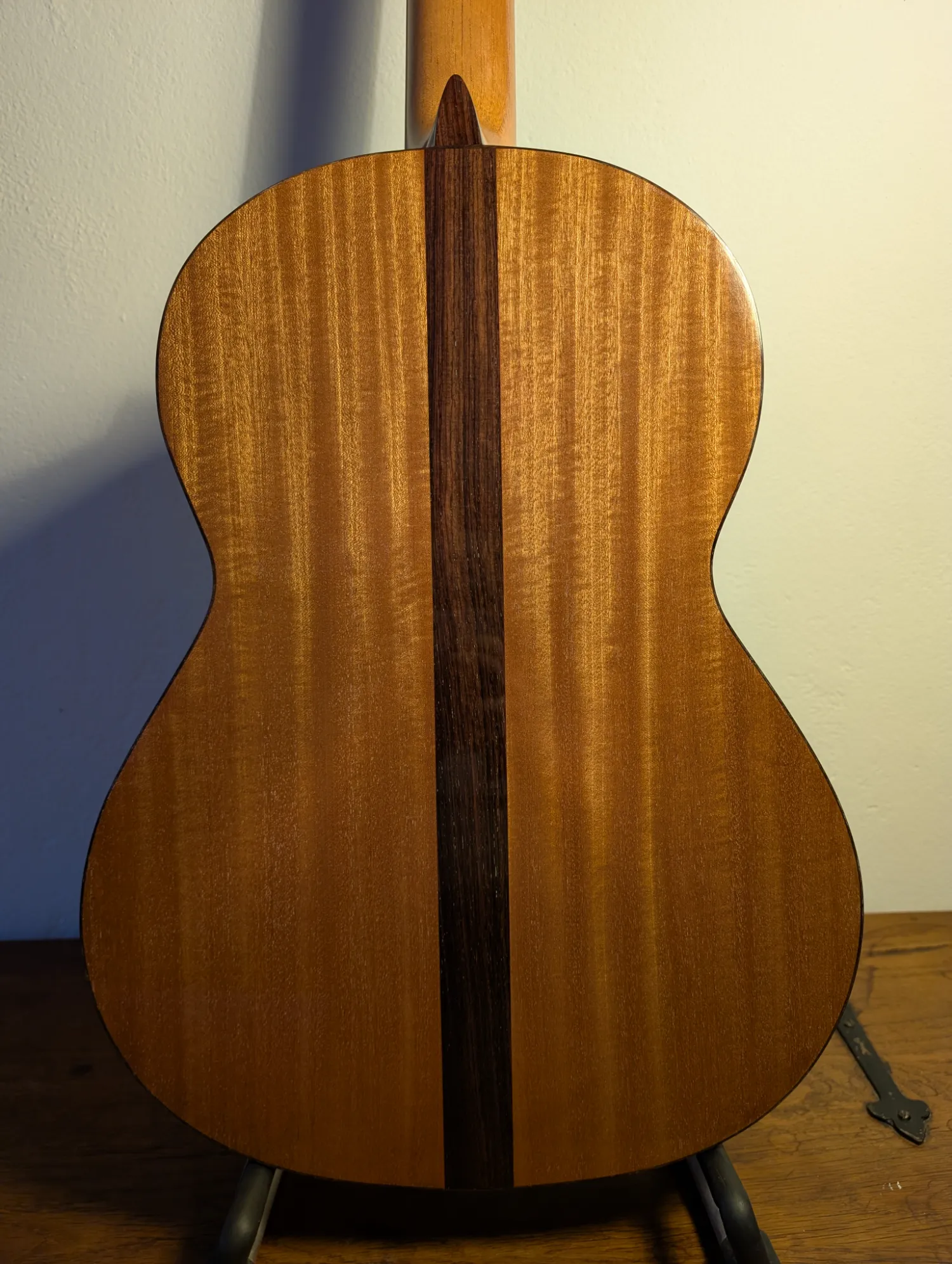 Asterion classical flamenco guitar custom 12-hole Cypress bridge