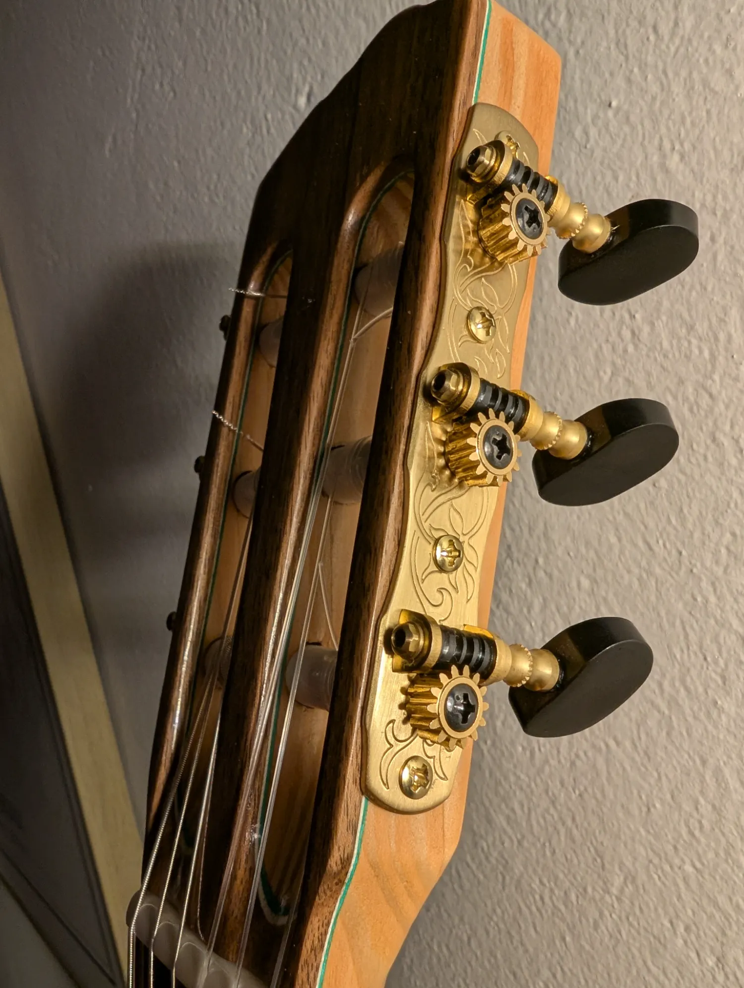 Pandora concert guitar craftsmanship detail