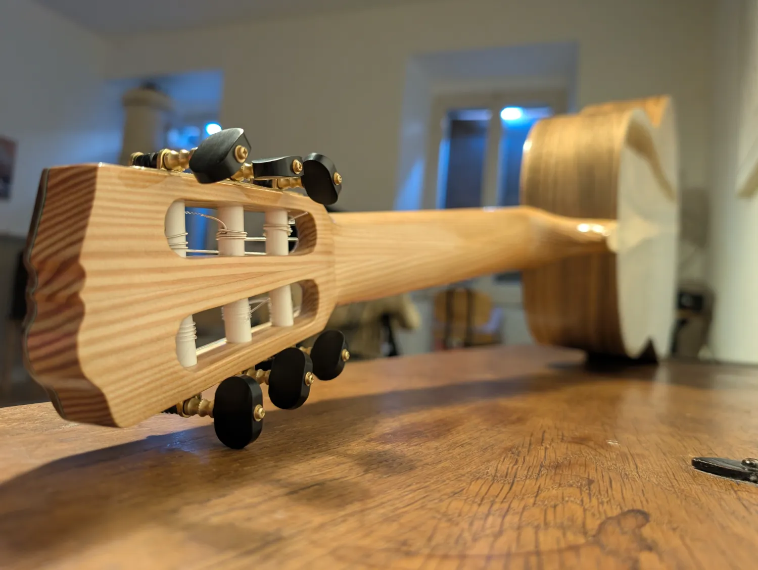 Pandora classical guitar neck joint detail